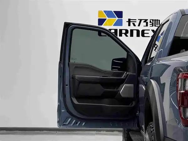 Ford F-150 Raptor 2025