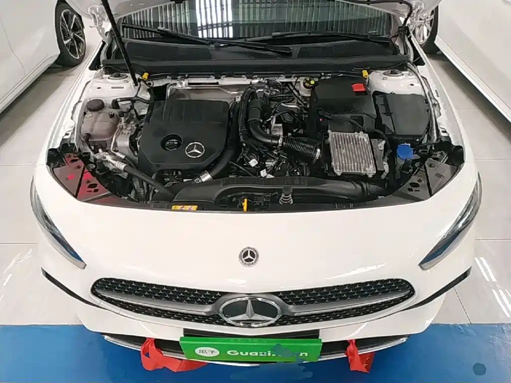 Mercedes-Benz A-Class 2025 — фото 20