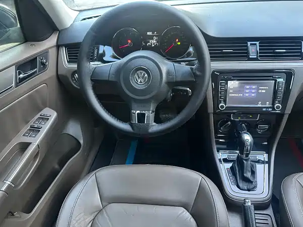 Volkswagen Bora 2014