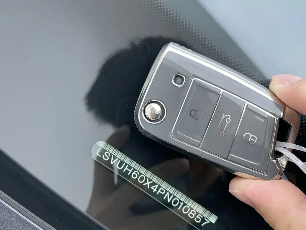 Skoda Karoq 2023 — фото 31