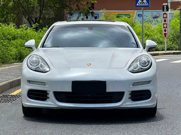 Porsche Panamera 2014