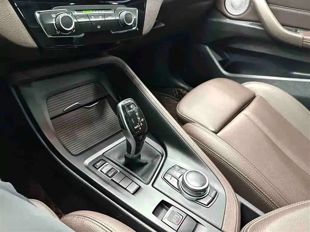 BMW X1 2021 — фото 10