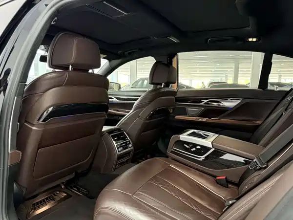 BMW 7 Series 2022