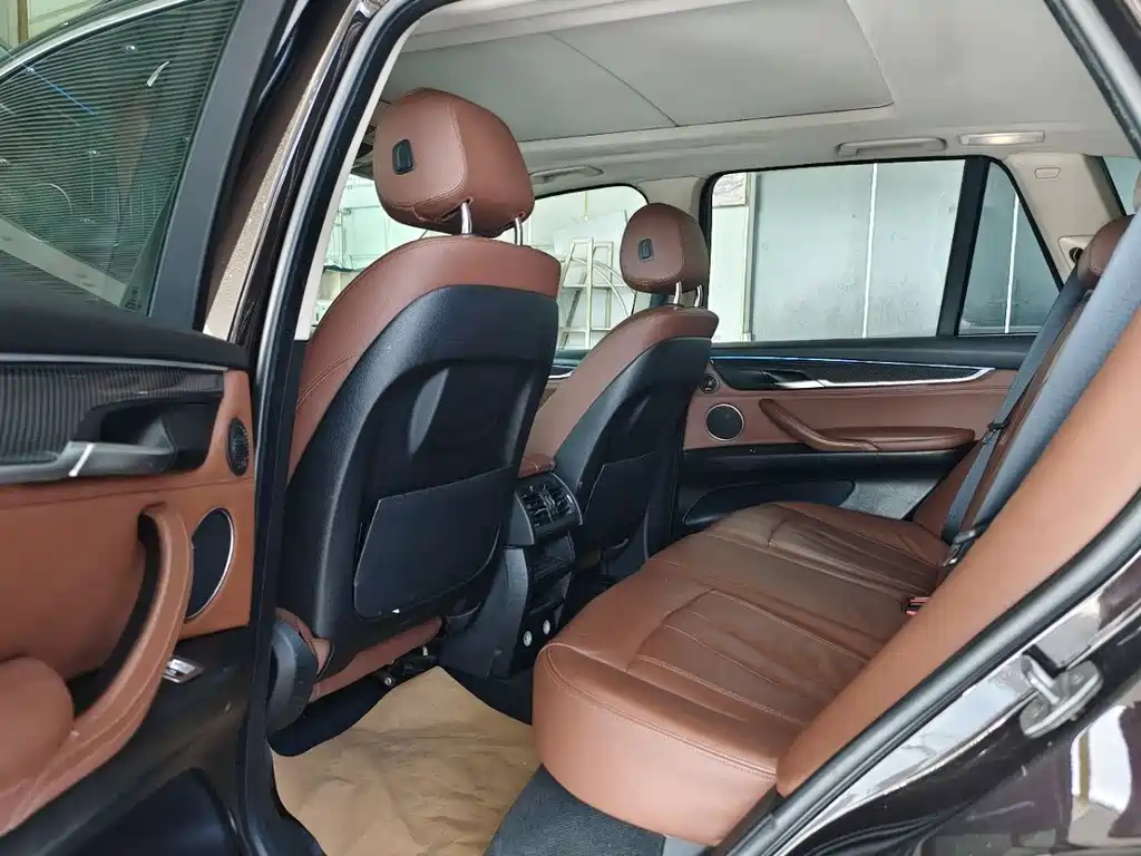 BMW X5 2015 — фото 8