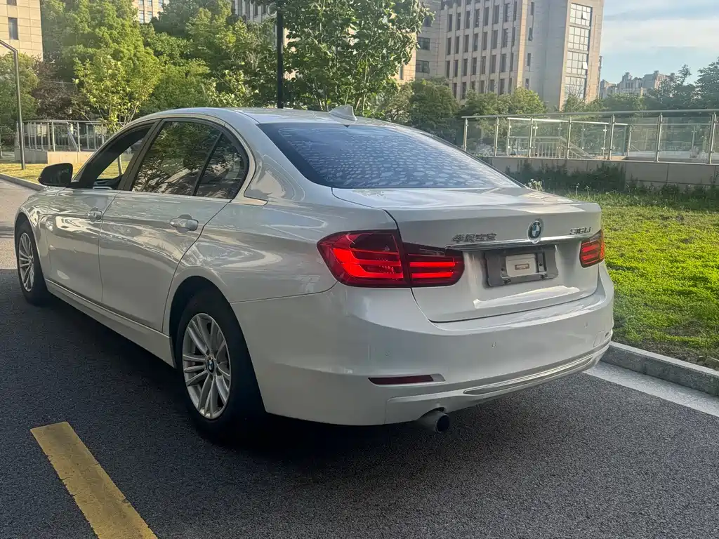 BMW 3 Series 2015 — фото 15