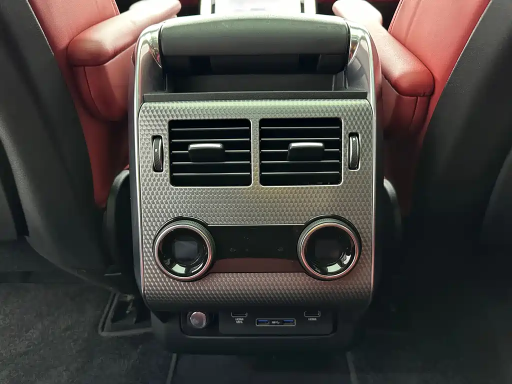 Land Rover Range Rover Sport 2021 — фото 17