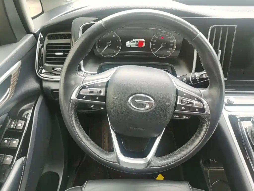GAC Trumpchi M8 2022 — фото 11