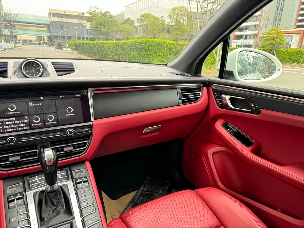 Porsche Macan 2020