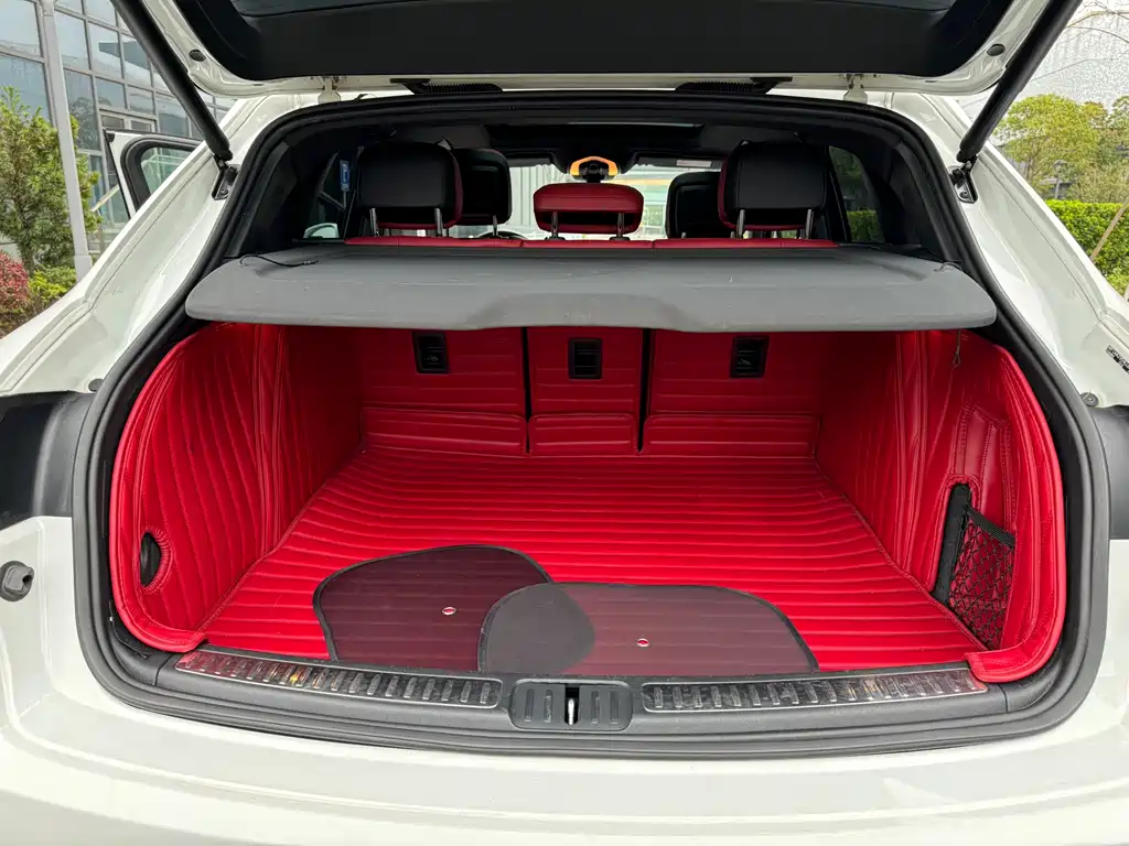 Porsche Macan 2020 — фото 14