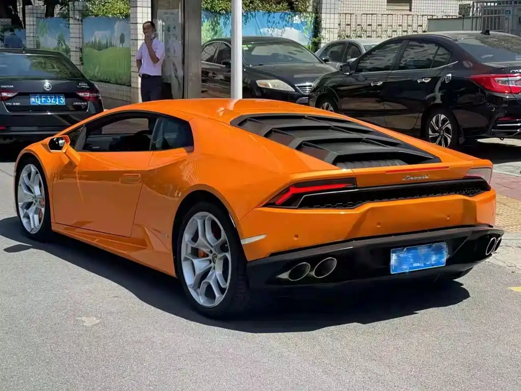 Lamborghini Huracan 2016 — фото 3