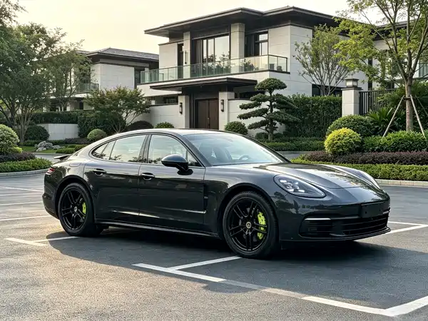 Porsche Panamera 2020