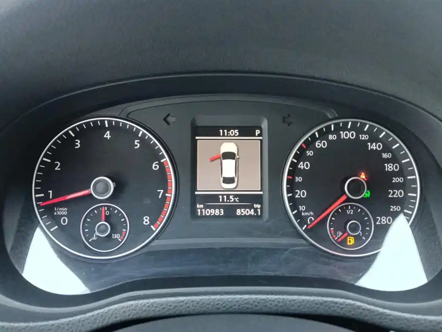 Volkswagen Passat 2015 — фото 14