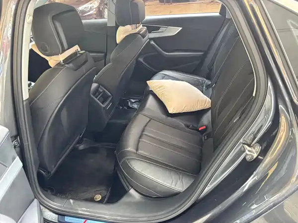 Audi A4L 2022