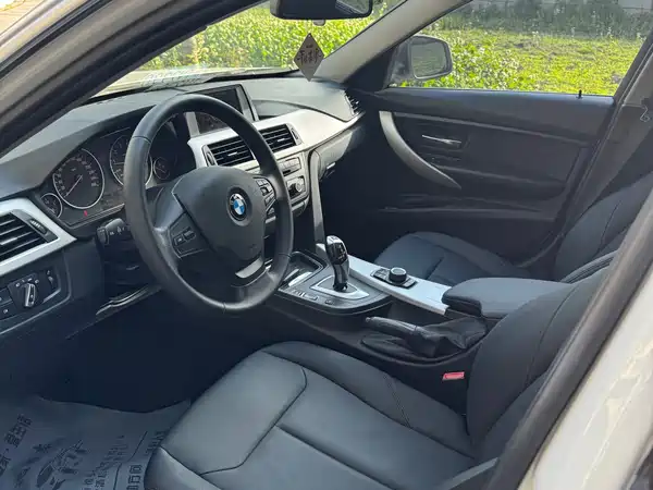 BMW 3 Series 2015