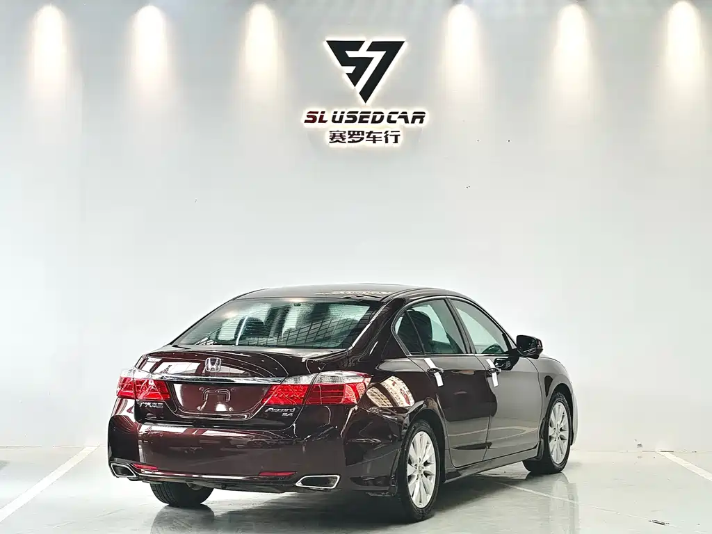 Honda Accord 2014 — фото 9