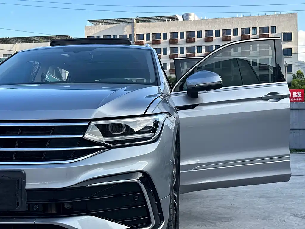 Volkswagen Tiguan L 2021 — фото 19