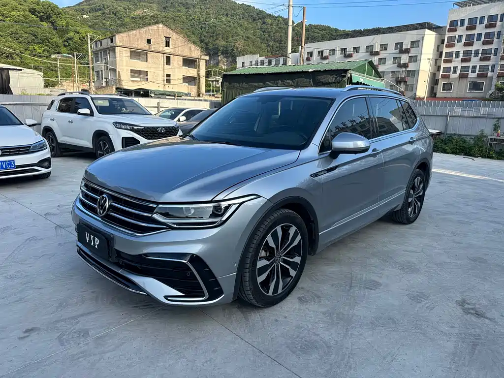 Volkswagen Tiguan L 2021