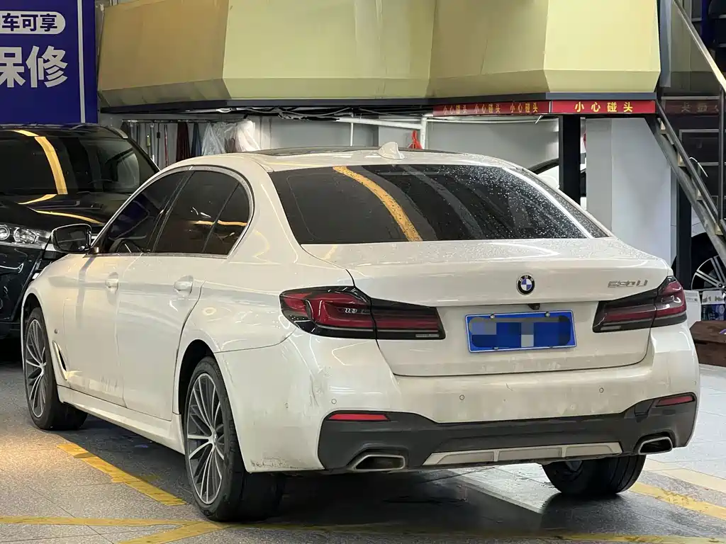 BMW 5 Series 2023