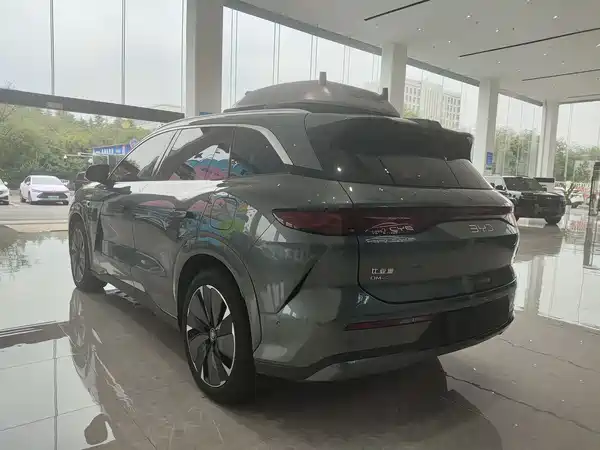 BYD Tang L 2025