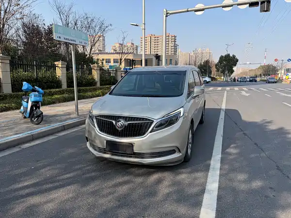 Buick GL8 2017