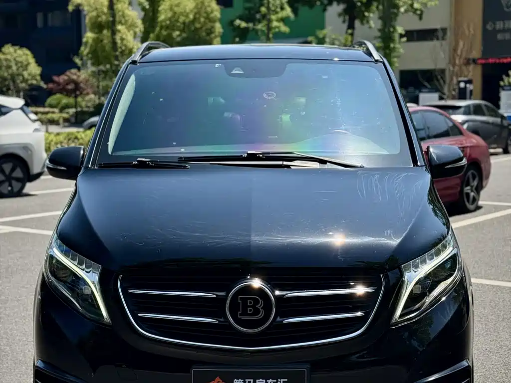 Mercedes-Benz V-Class 2020 — фото 4