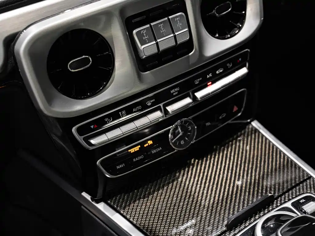 Mercedes-Benz G-Class 2022 — фото 16
