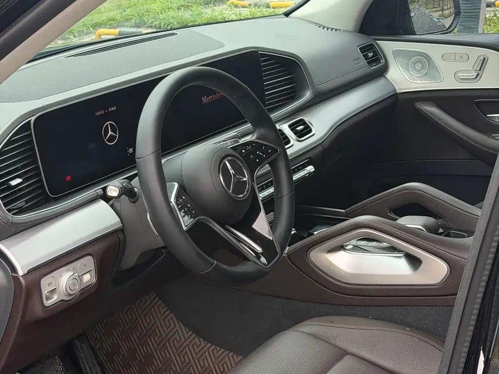 Mercedes-Benz GLE 2020 — фото 15