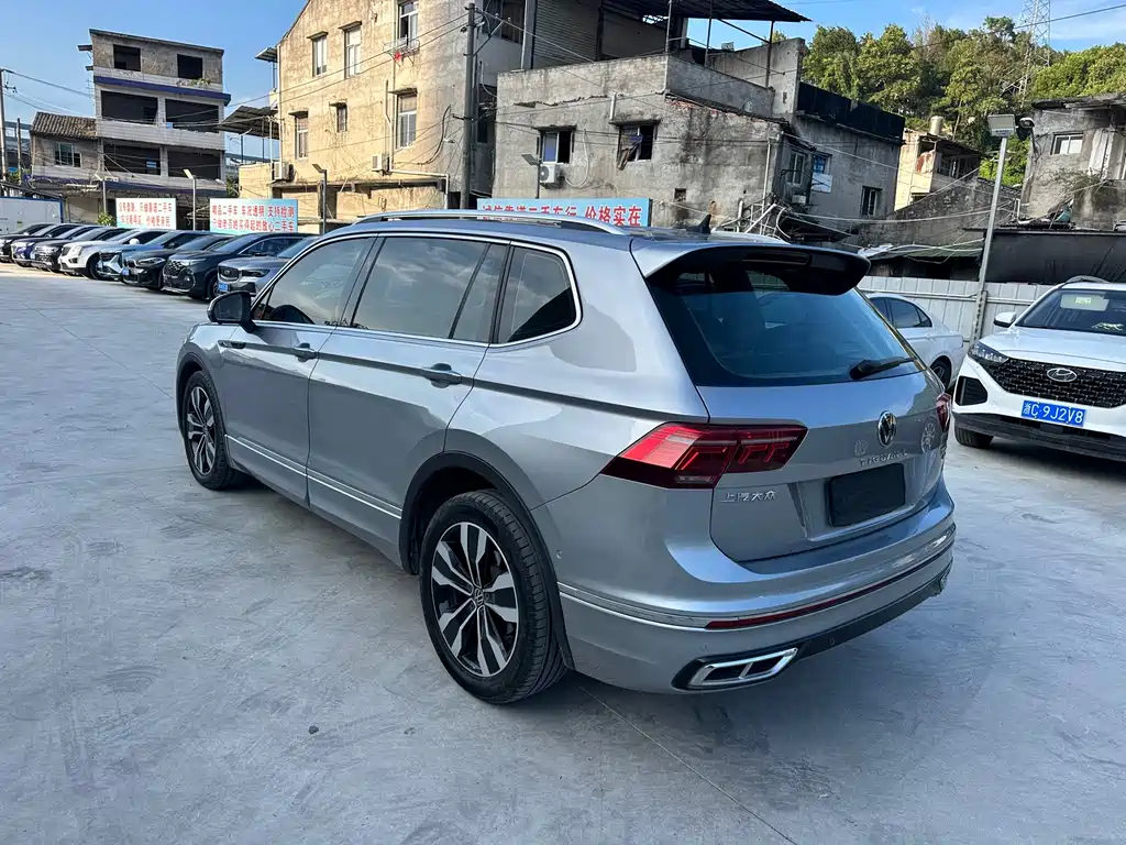 Volkswagen Tiguan L 2021