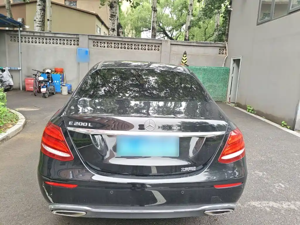Mercedes-Benz E-Class 2018