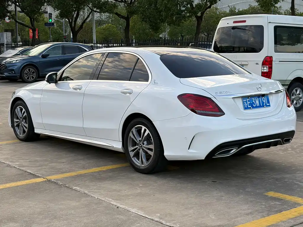 Mercedes-Benz C-Class 2020