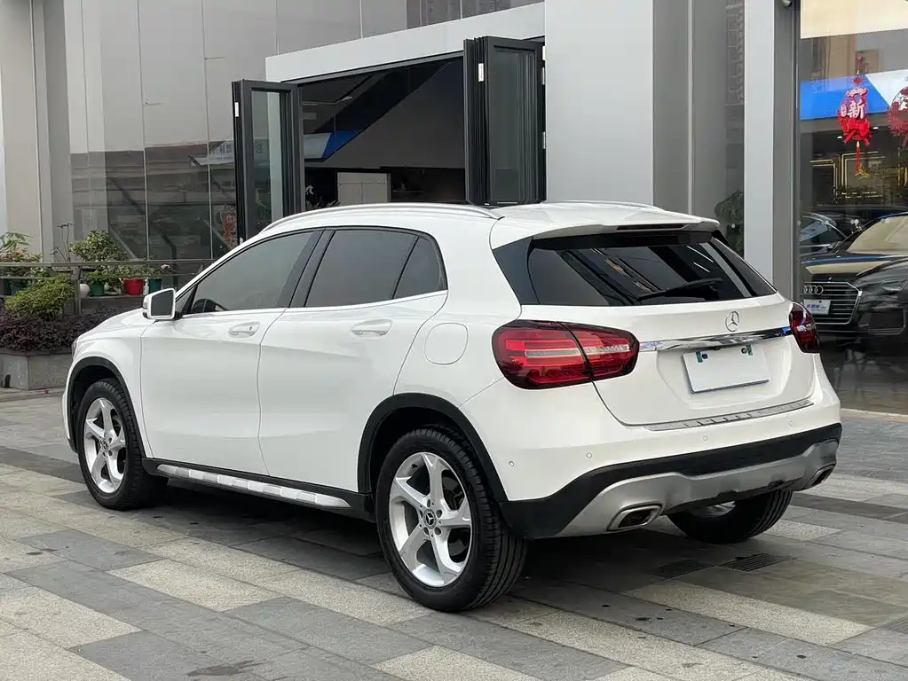 Mercedes-Benz GLA 2019 — фото 15
