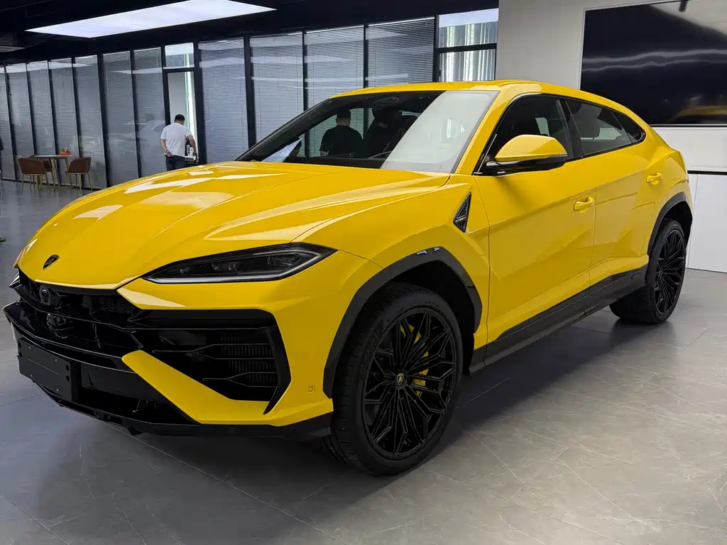 Lamborghini Urus SE — фото 6