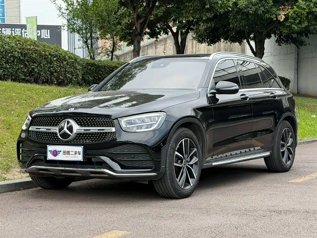 Mercedes-Benz GLC 2022 — фото 1