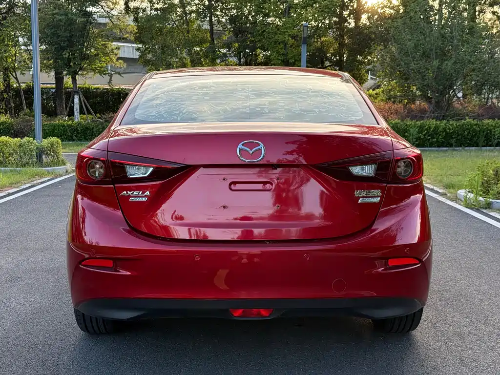 Mazda 3 Angkesela 2016