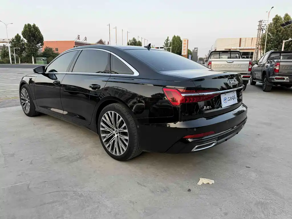 Audi A6L 2022