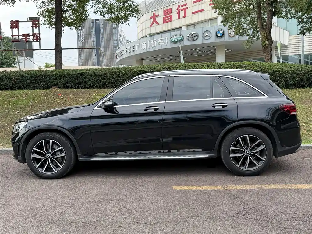 Mercedes-Benz GLC 2022 — фото 3