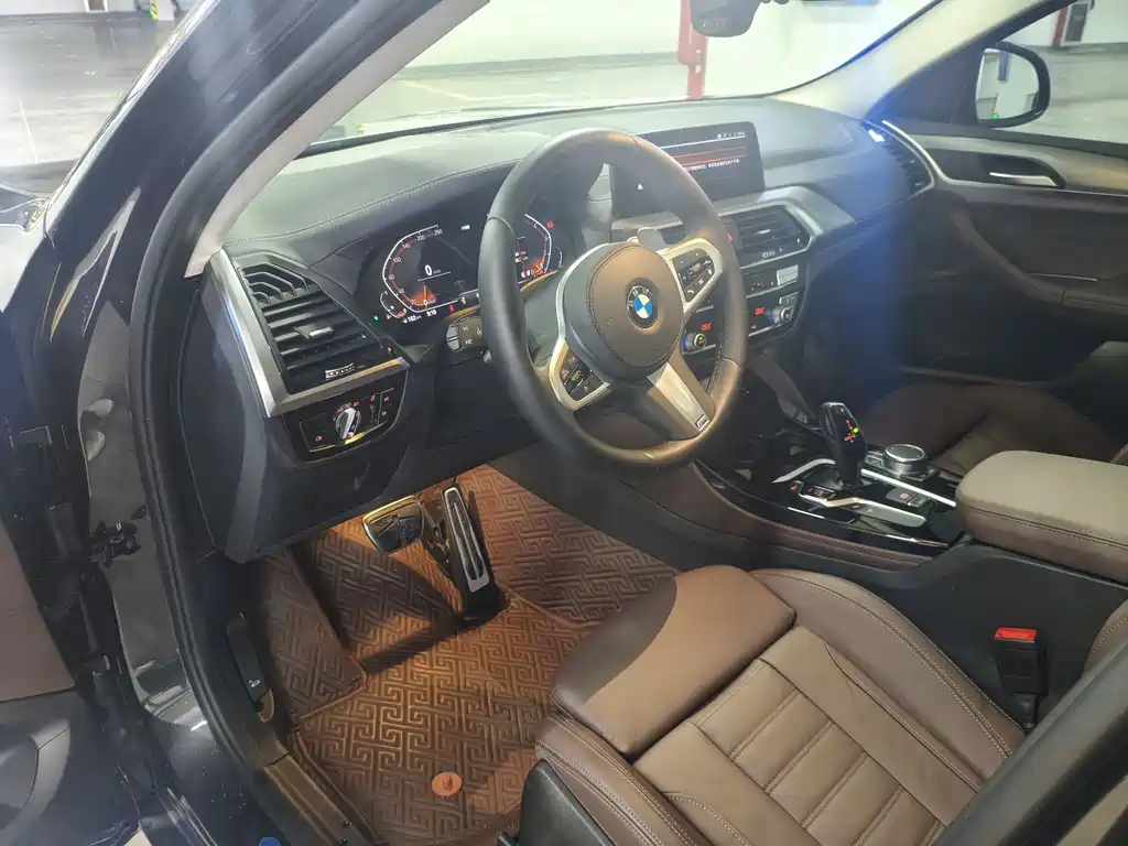 BMW X4 2021 — фото 15