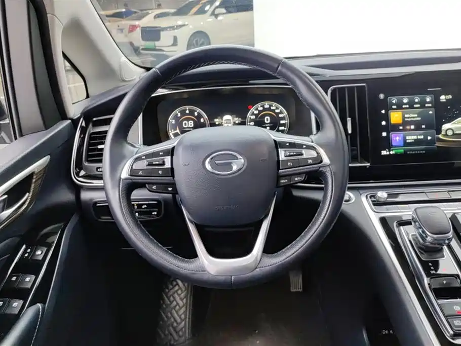 GAC Motor Trumpchi M8 2021 — фото 15