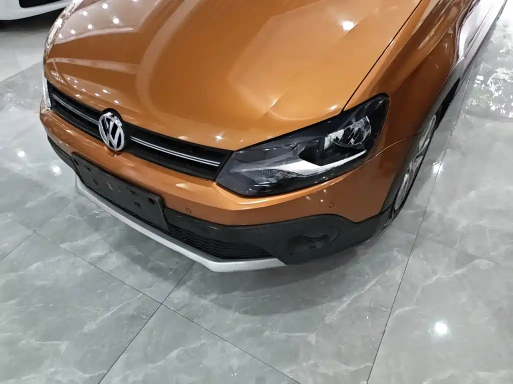 Volkswagen Polo 2015 — фото 24