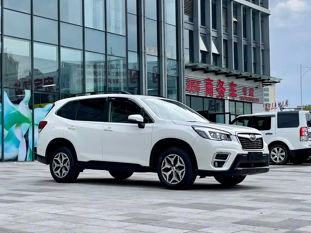 Subaru Forester 2021 — фото 3