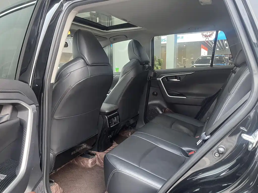Toyota Wildlander 2021 — фото 12