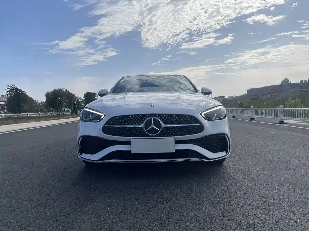 Mercedes-Benz C-Class 2023
