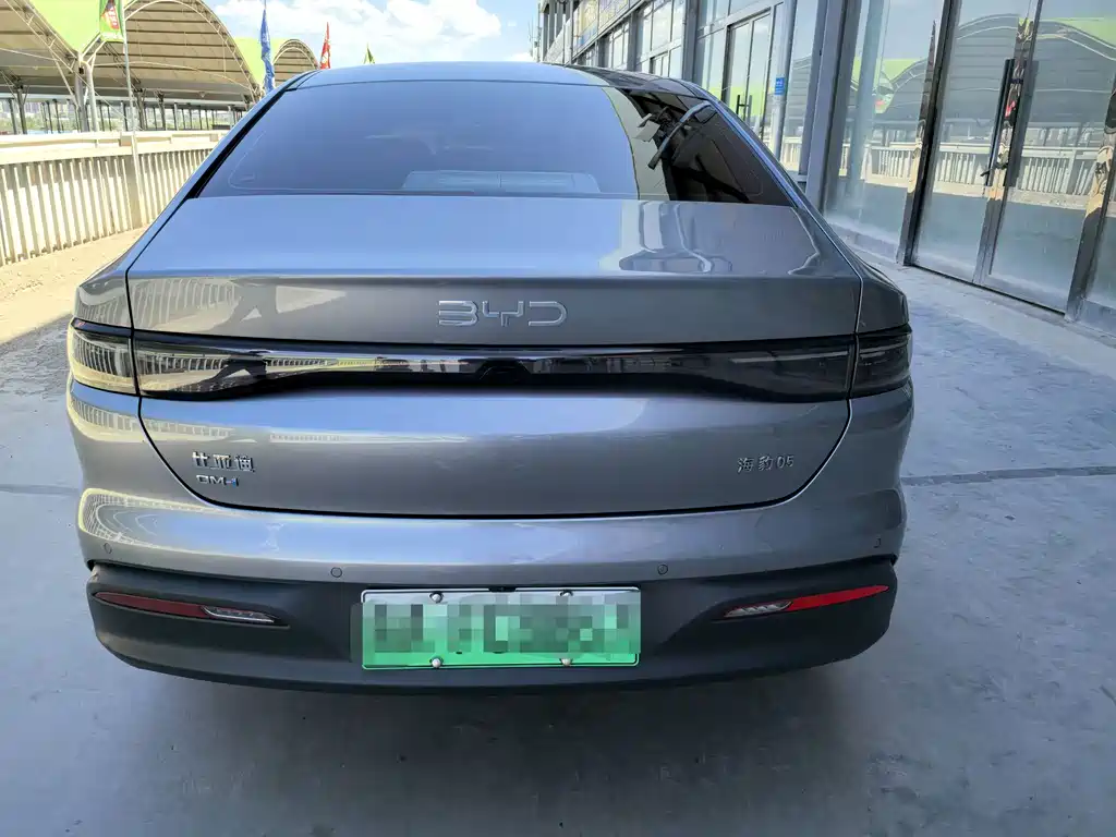BYD Seal 05 DM-i 2025 — фото 5