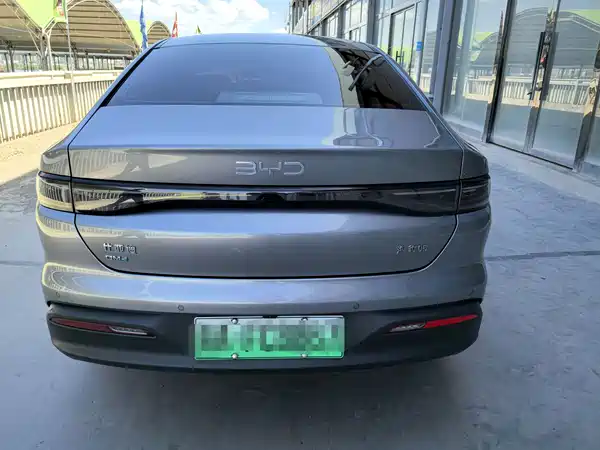 BYD Seal 05 DM-i 2025