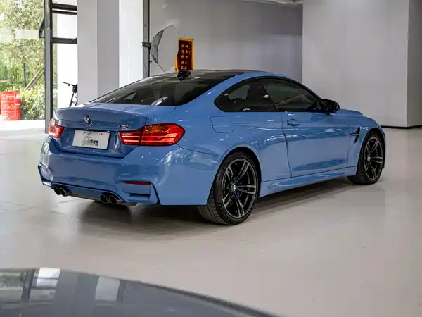 BMW M4 2014
