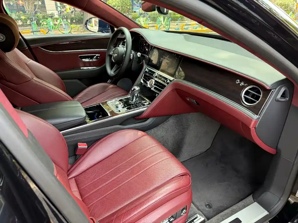Bentley Flying Spur 2021