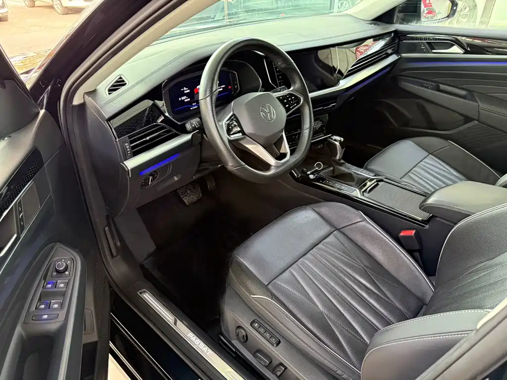 Volkswagen Passat 2023