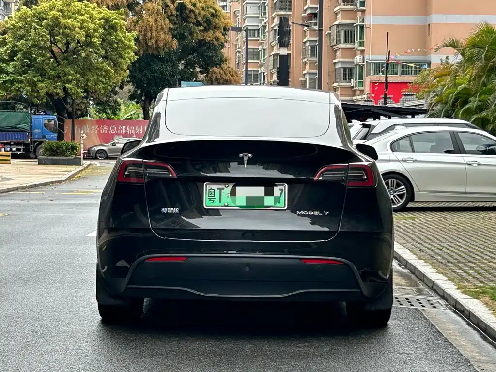 Tesla Model Y 2021 — фото 5