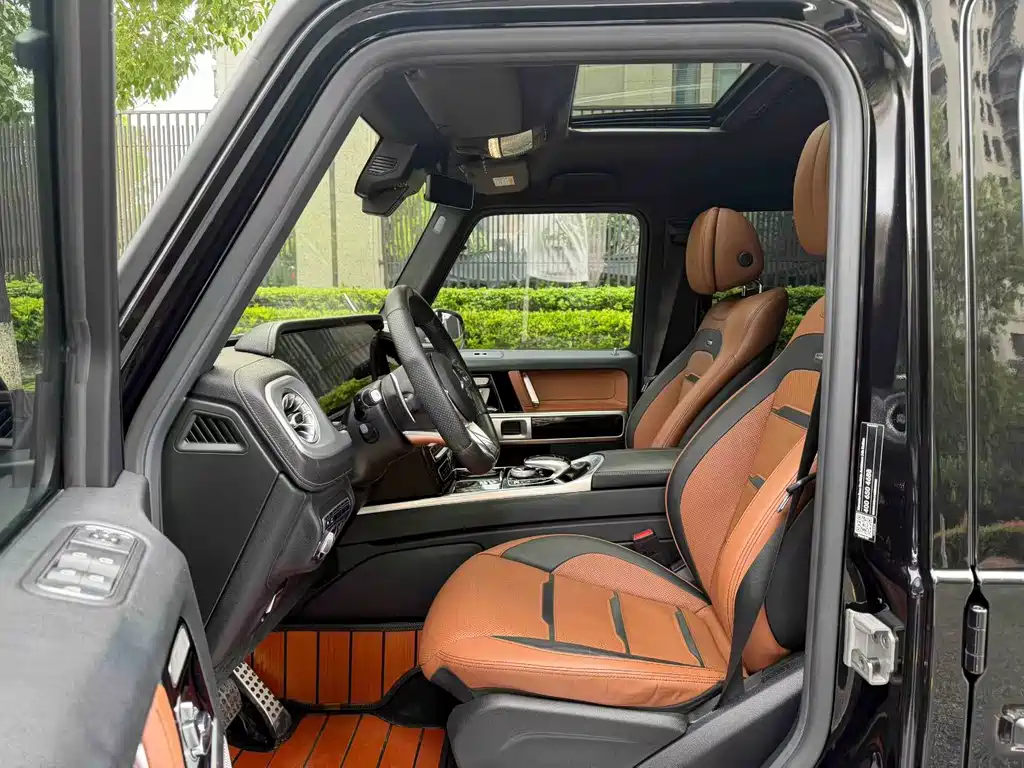 Mercedes-Benz G-Class AMG 2018 — фото 13