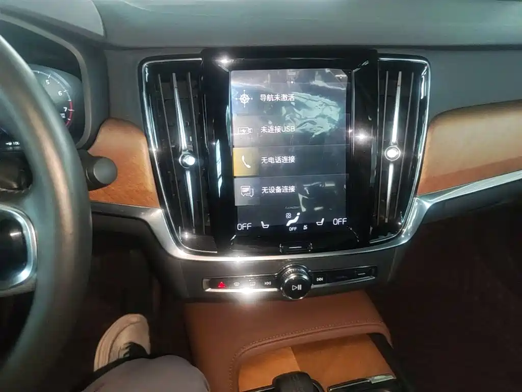 Volvo S90 2021 — фото 13